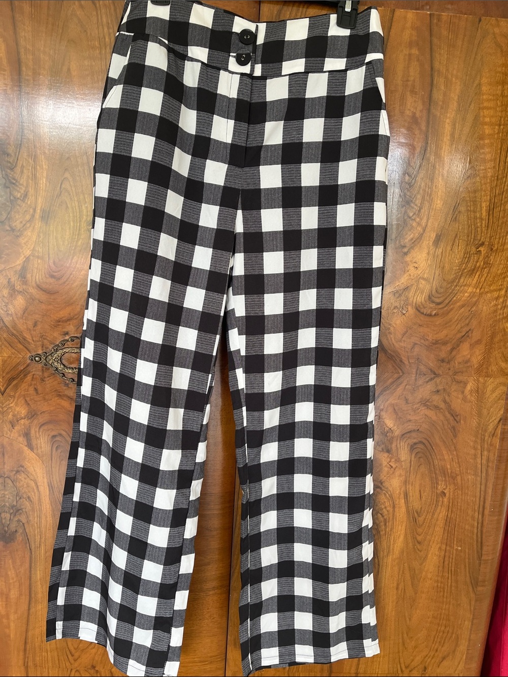 Kiwi Black and White Gingham Wide Leg Pants Size Large -New With Tags!